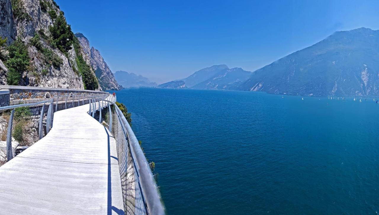 Teresa Campi Apartments Lake View By Gardadomusmea Tremosine Kültér fotó